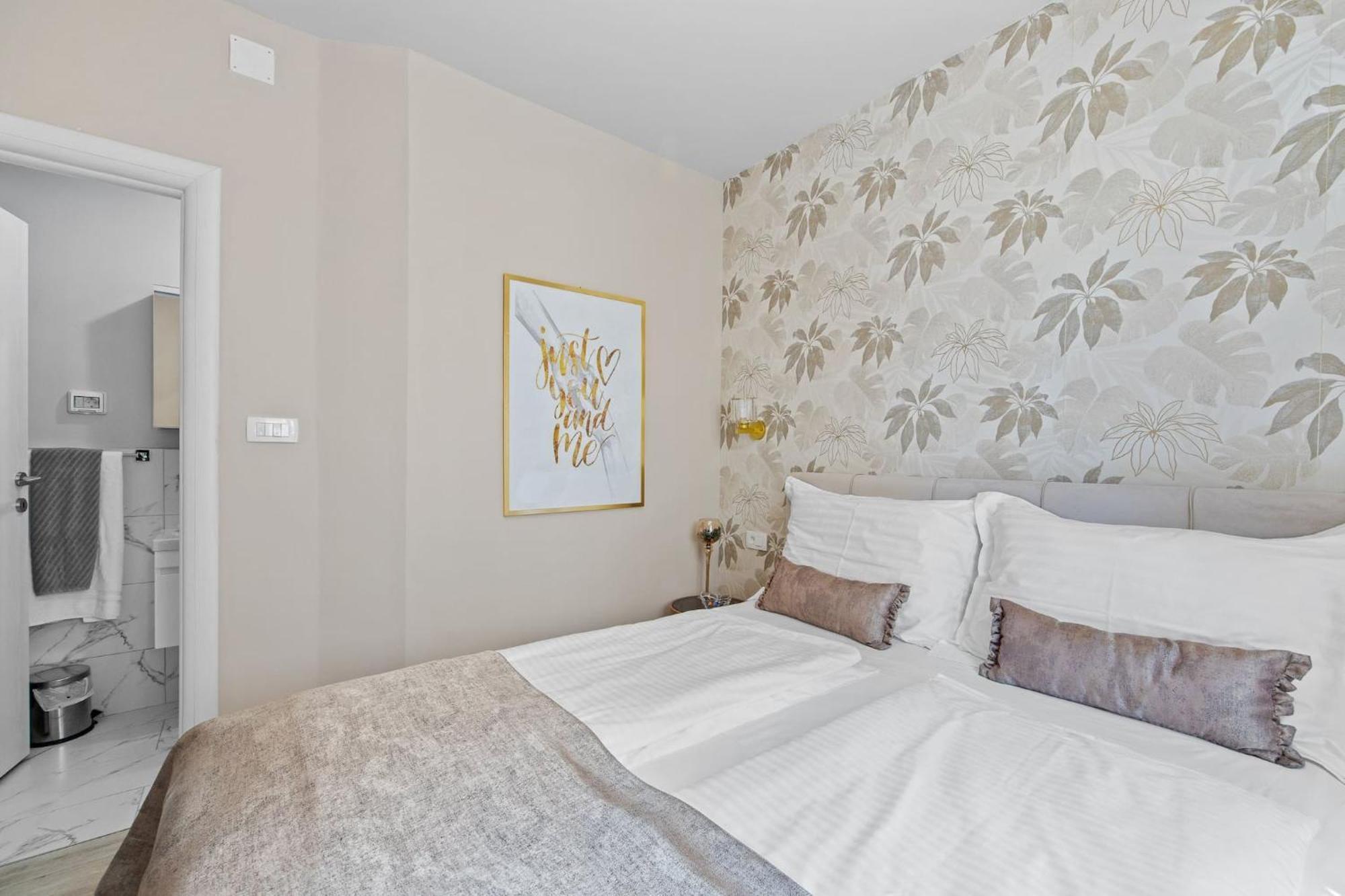 Apartments Lady M Rabac Ngoại thất bức ảnh
